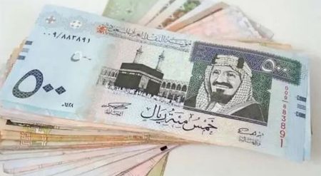 سعر الريال السعودي مقابل الجنيه المصري والعملات العربية اليوم الأربعاء 7-5-1447
