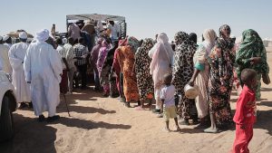 فيديو.. لاجئون سودانيون يروون قصص هروبهم من أحداث الفاشر