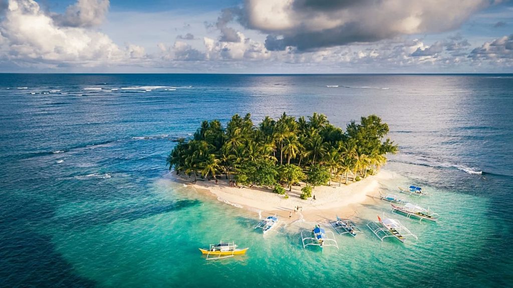 ما وراء الشواطئ: كيف تعيد الفلبين تعريف الجنة