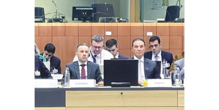 المطيري: تعزيز الشراكة العربية ـ الأوروبية لمواجهة التحديات الدولية