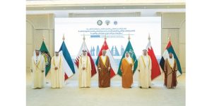 العدواني: أمن دول «الخليج» مسؤولية جماعية