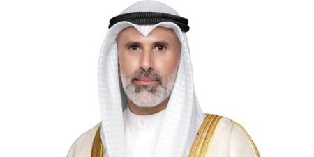 نائب وزير الخارجية بحث مع مستشار رئيس الوزراء البريطاني التعاون في المجالات الاقتصادية والتجارية والاستثمارية