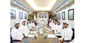 محافظ العاصمة: تعزيز بيئة الاستثمار وتمكين الكفاءات الوطنية