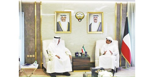 وزير الإعلام: فخورون بدور الكويت الثقافي والمعرفي في المحافل الدولية