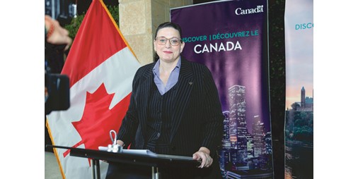 سفيرة كندا: تعزيز التعاون الدفاعي والأمني مع الكويت