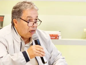 مراد القادري: رئاسة بيت الشعر المغربي انتصار للقصيدة العامّيّة – أخبار السعودية