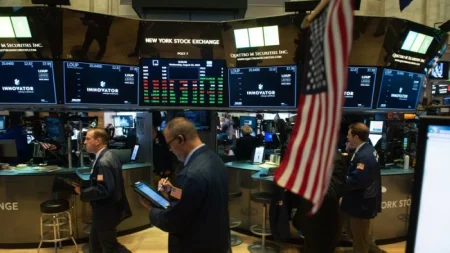 تراجع الأسهم الأمريكية.. وناسداك ينخفض بأكثر من 1% – أخبار السعودية