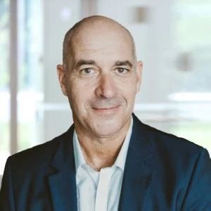 «روش» تُطلق أول جهاز مراقبة مستمرة للغلوكوز CGM مدعوم بالذكاء الاصطناعي في منطقة الشرق الأوسط – أخبار السعودية