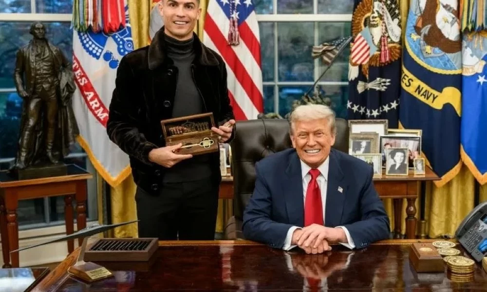 رونالدو يعلن جاهزيته بعد لقائه مع ترمب