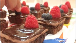 مهارة أسيل في التذوق قادتها لصناعة الحلوى