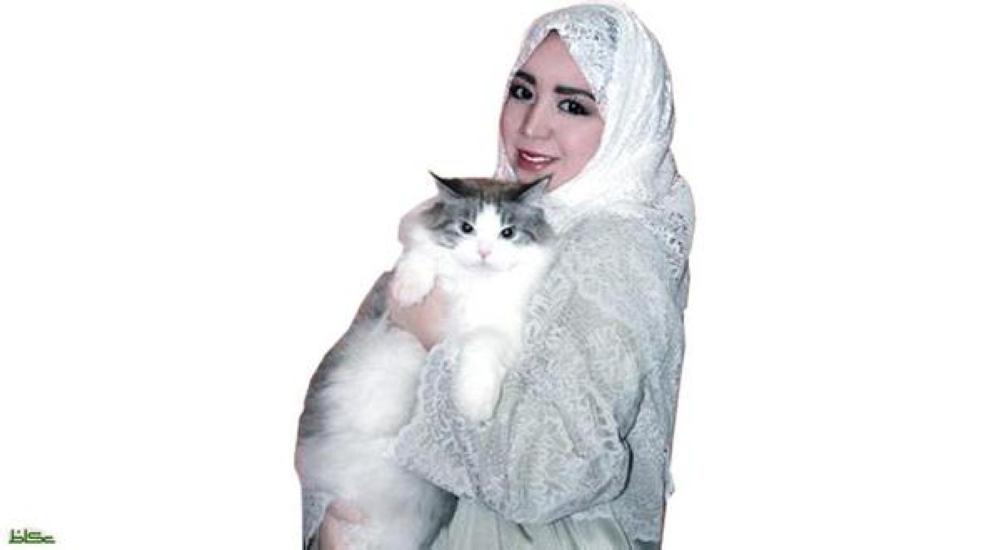 فتيات جدة يعالجن الحيوانات المصابة