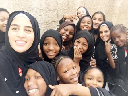 متطوعات: التطوع يرفع معنويات الأيتام.. ويزيد ترابط المجتمع