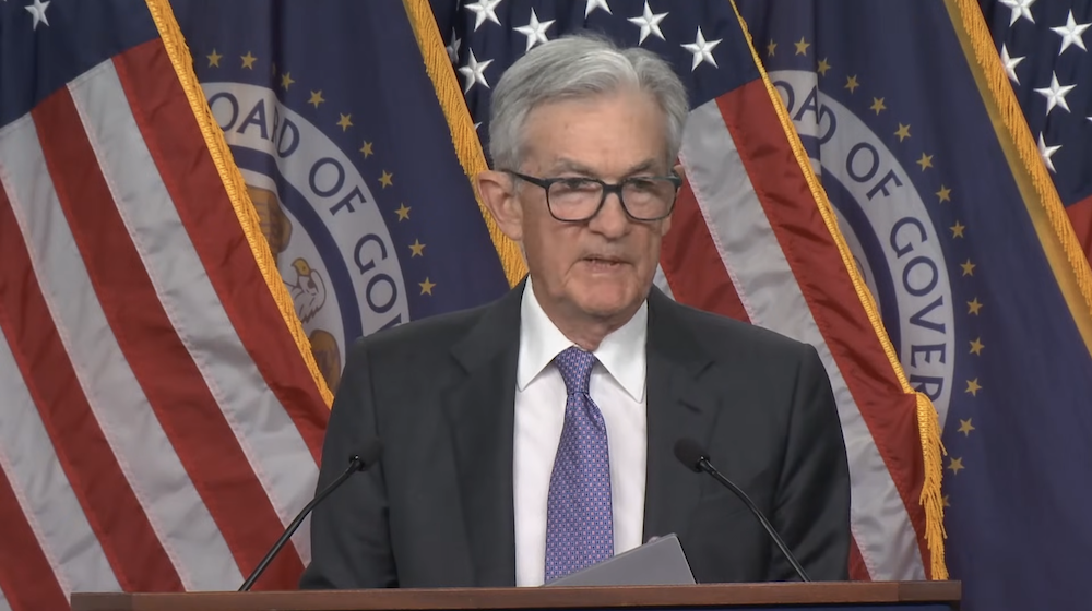 سعر البيتكوين، سعر الفائدة