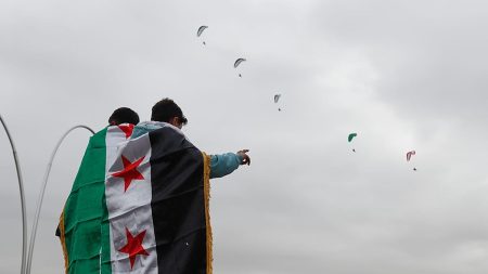 توتر جديد في قلب دمشق.. صواريخ مجهولة تضرب محيط مطار المزة