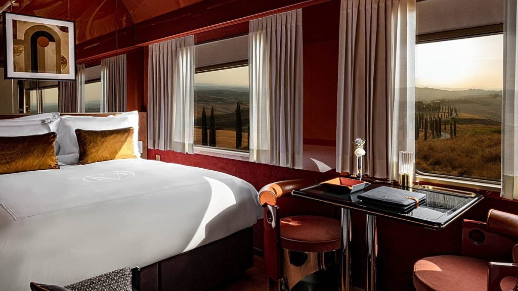 اقضي ليلة رأس السنة في احتفال على متن قطار إيطاليا الفاخر