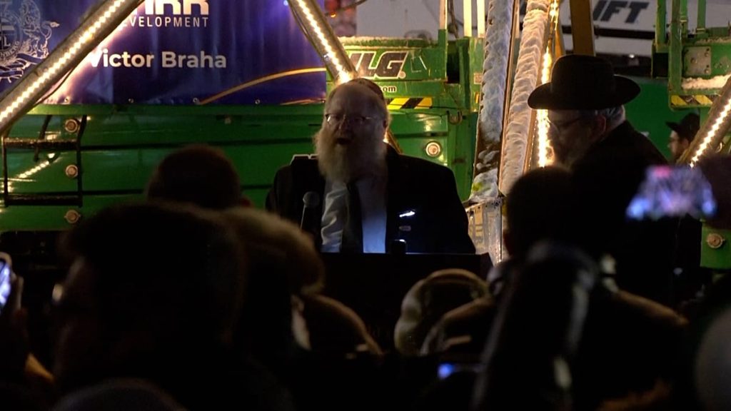 فيديو. مراسم حانوكا في نيويورك تحت إجراءات أمنية مشددة بعد هجوم بوندي