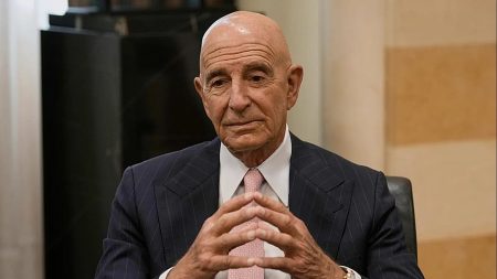 بارّاك: هذه لحظة ترامب في الشرق الأوسط وإيران هي العقبة والقبلية تمنع قيام دول قوية