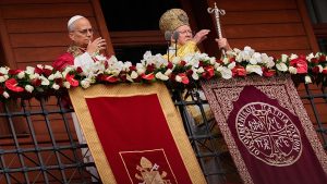 لقاء تاريخي في القسطنطينية: البابا ليو والبطريرك برثلماوس يؤكدان على وحدة المسيحيين