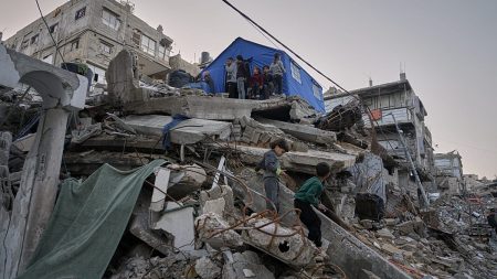 مباشر – اجتماع في ميامي لبحث اتفاق غزة.. وروبيو: لا سلام من دون نزع سلاح حماس