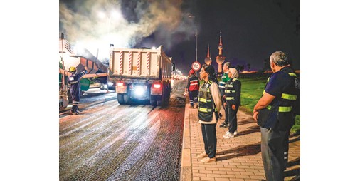 وزيرة الأشغال تفقّدت أعمال الصيانة وفرش الطبقة الإسفلتية بشارع الخليج العربي