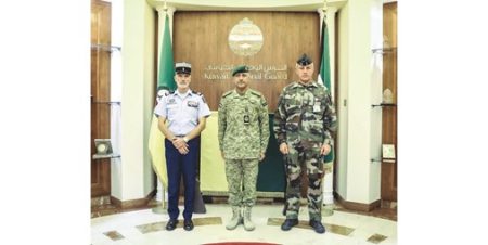 وكيل الحرس الوطني استقبل مدير الأمن الداخلي لـ«الجندرما» الفرنسية لدى الكويت وقطر