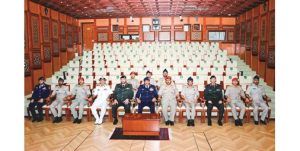 وفد كلية مبارك العبدالله يزور كلية القيادة والأركان العُمانية