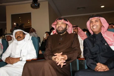 «عكاظ» ترصد ليلة وفاء الفن.. «فنون جدة» تحتفي بإنسانية الجراح – أخبار السعودية
