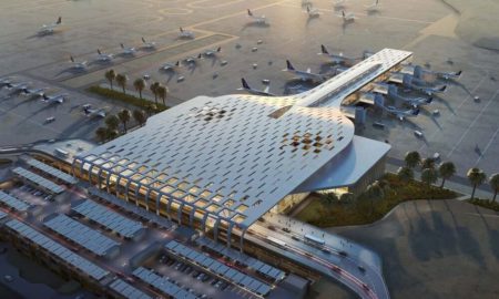 مطار أبها يستقبل أولى رحلات طيران السلام من سلطنة عُمان