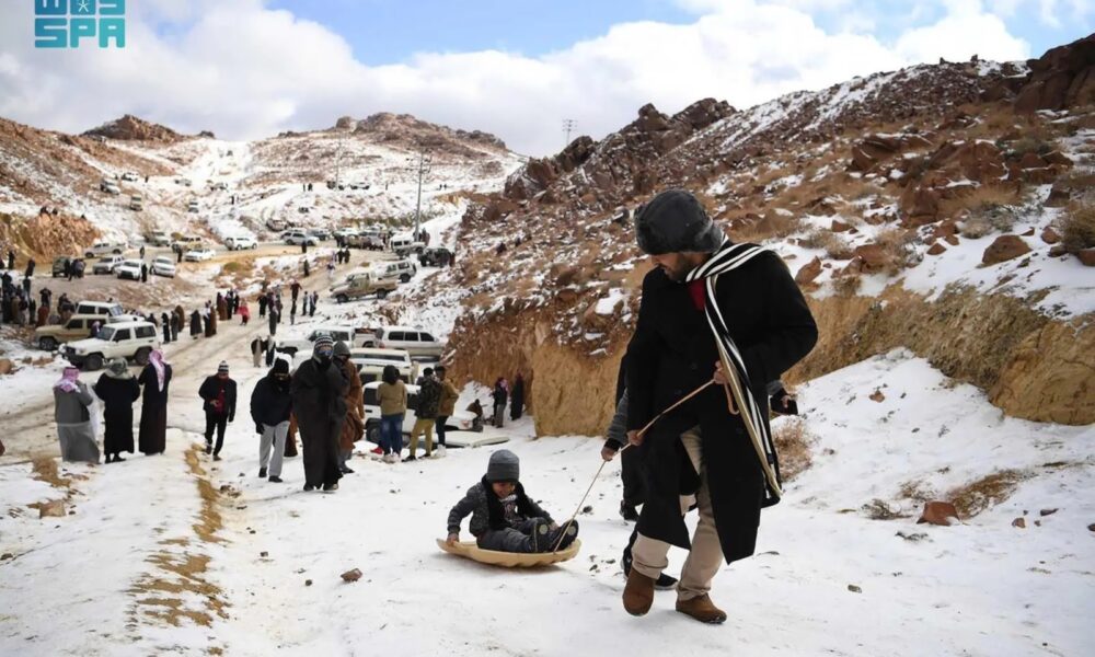 أدنى درجة حرارة في السعودية منذ 40 عاماً | تقرير الأرصاد