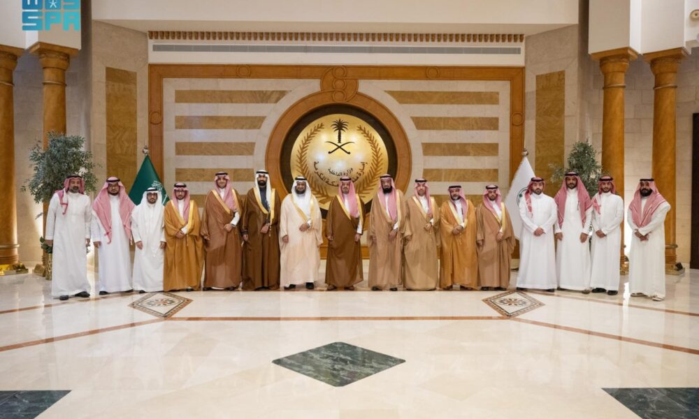 تسليم مساكن تبرع ولي العهد بمكة لـ 643 أسرة مستحقة