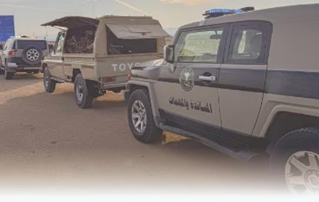 دوريات المجاهدين تضبط مواطنا بحوزته حطب محلي معروض للبيع بحائل