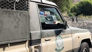 القبض على مصري لنقله مخالفين لنظام أمن الحدود في عسير