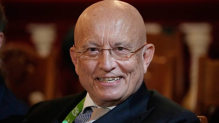 ثلاث دول أوروبية على خط النار.. مستشار بوتين يهدّد: “السلاح النووي خطيئة لكنه قد يكون ضروريا”