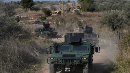 على وقع الترتيبات الجديدة.. ماذا تعني التفاهمات السورية – الإسرائيلية للبنان؟