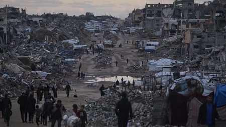 بن غفير يشيد بقتل فلسطيني في النقب.. و”أطباء بلا حدود” تحذّر من انهيار وشيك للإغاثة الطبية في غزة