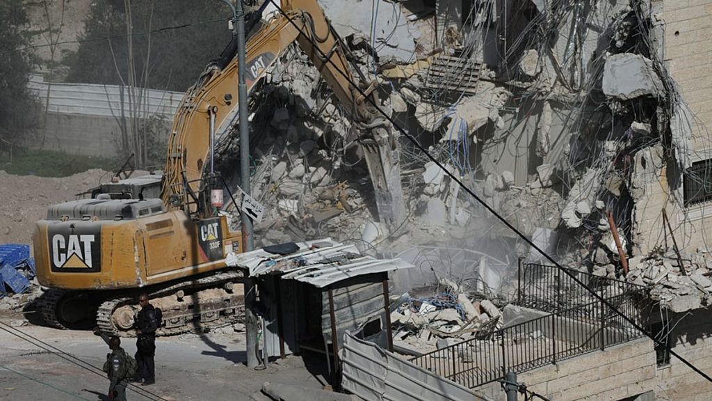 عملية “درع العاصمة”: تصعيد إسرائيلي جديد يدفع الفلسطينيين في القدس نحو الرحيل