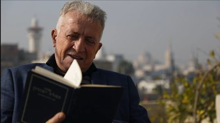 بخور شمنطوب لـ’يورونيوز’: 6 يهود فقط بدمشق و70% من أملاك الطائفة ضاعت بعد سقوط الأسد