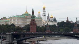 روسيا: أي قوات غربية في أوكرانيا “هدف مشروع”.. واتهام لواشنطن بـ “إشعال التوتر”