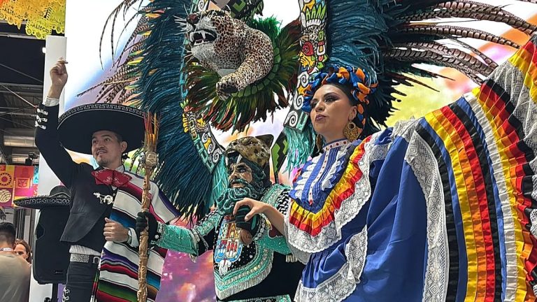 عرض Fitur 2026 الابتكار وتكريمًا لضحايا أداموز