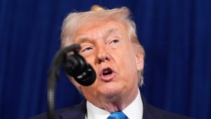 ترامب يكشف كواليس الليلة المظلمة في كراكاس.. ويعلن إدارة أمريكية لفنزويلا إلى حين انتقال السلطة