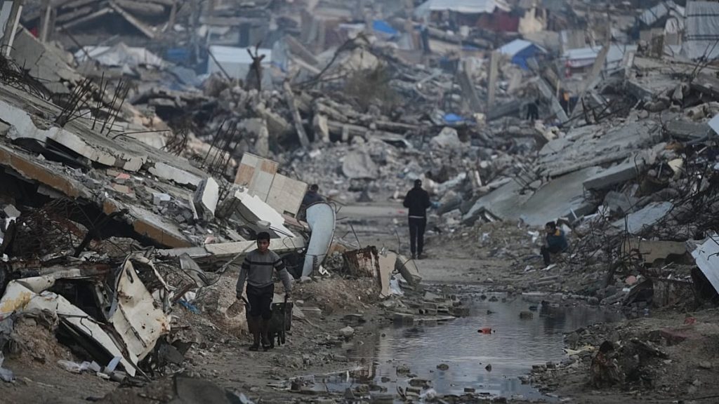 مباشر – غارات إسرائيلية على غزة.. ووقف إطلاق النار عالق في مرحلته الأولى