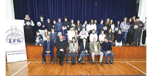 رابطة الدوري الفرنسي تزور المدرسة الفرنسية في الكويت