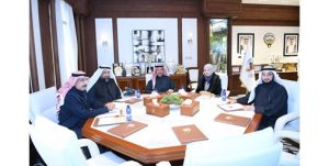 عذبي الناصر بحث مع رؤساء لجان مجلس الفروانية تطوير الخدمات والارتقاء بالأداء