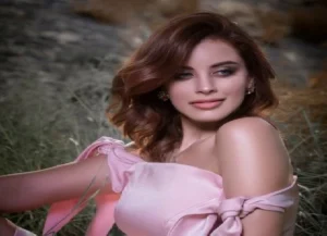 فنانة عربية تتعرض لابتزاز فيديو فاضح مزيف بالذكاء الاصطناعي – أخبار السعودية