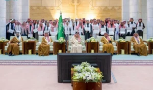 أمير الرياض يُكرِّم المدارس والطلبة المميزين بالمنطقة – أخبار السعودية