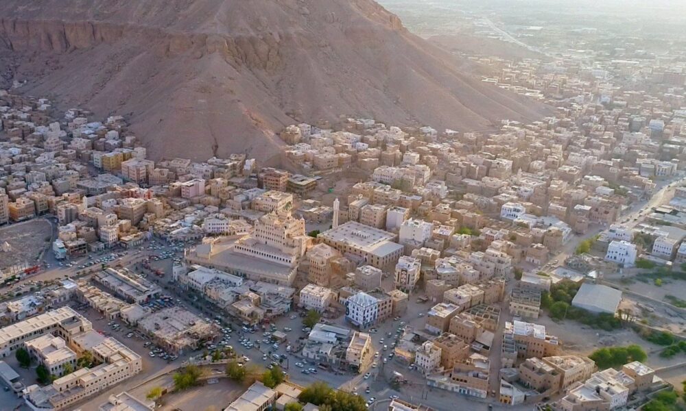 مجلس حضرموت يعلن السيطرة على سيئون وتأمين وادي حضرموت