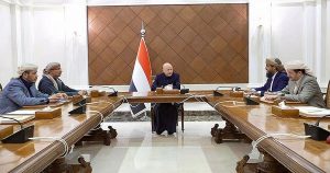 «الرئاسي اليمني»: إعفاء محافظ عدن من منصبه وإحالته للتحقيق