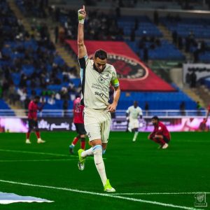 الاتحاد يكتسح الخلود برباعية في الدوري السعودي