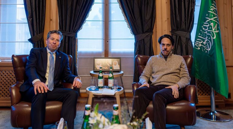 وزير الخارجية يبحث مع وكيل الأمين العام للأمم المتحدة مجالات التعاون المشترك وسُبل تعزيزه