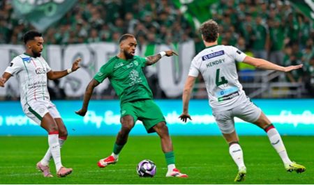 الأهلي يتغلّب على ضيفه الاتفاق برباعية نظيفة في دوري المحترفين